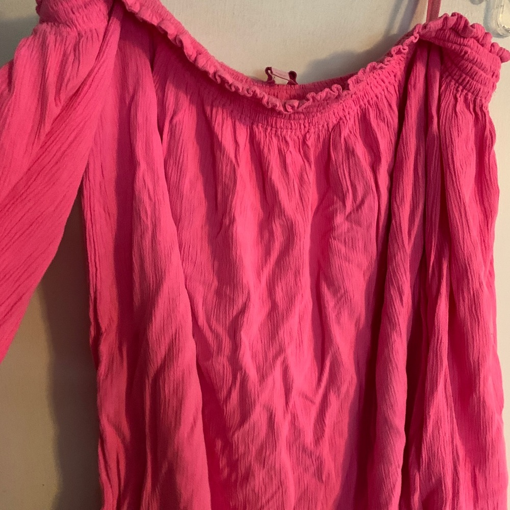 Lilly Pulitzer pink tissue off the shoulder top
